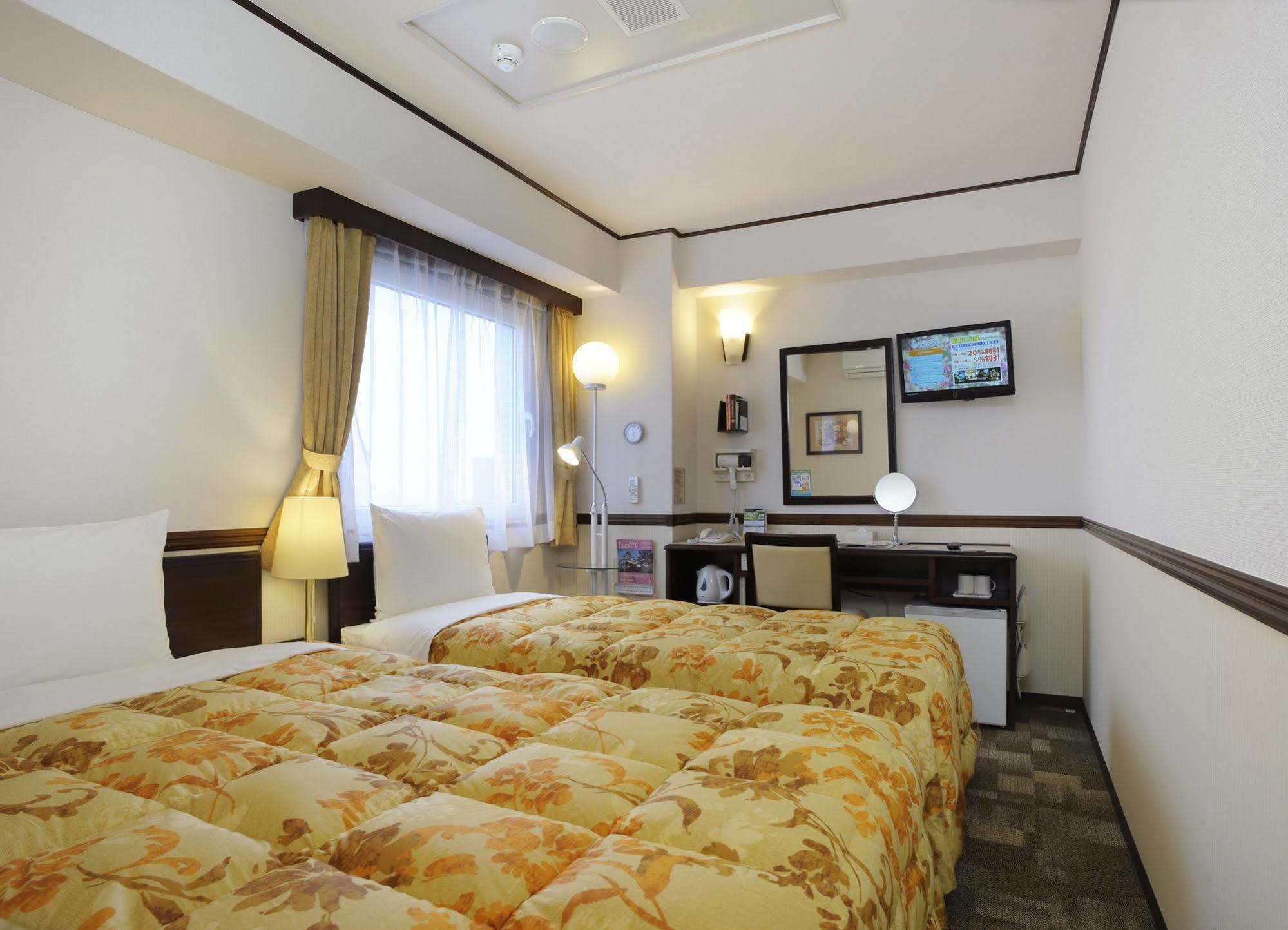 Toyoko Inn Utsunomiya Ekimae No 1 Exterior photo